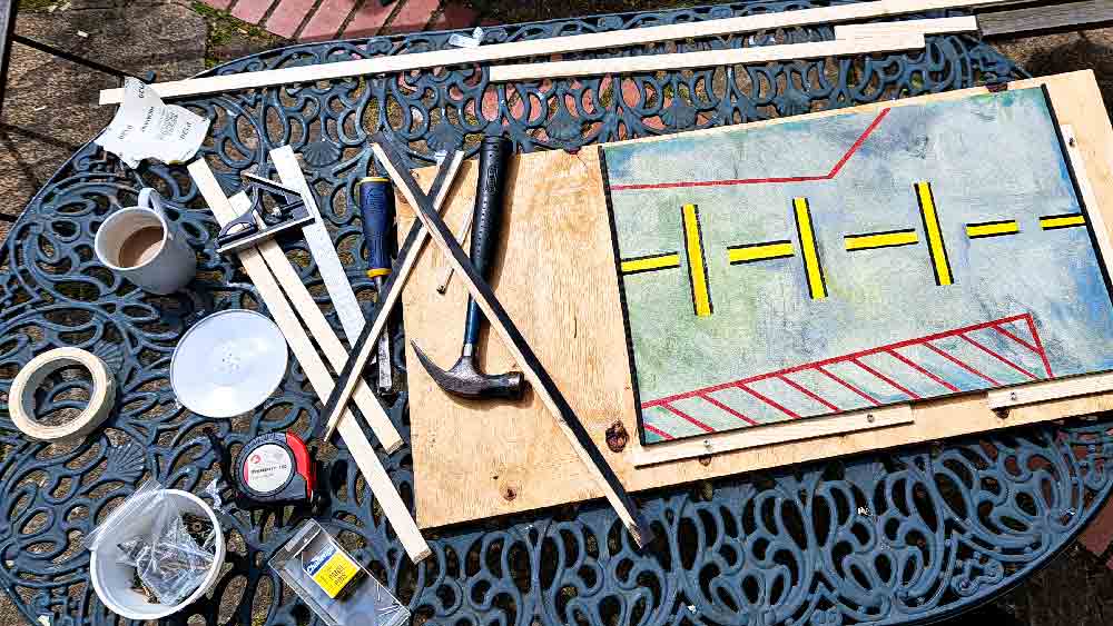 picture framing outside